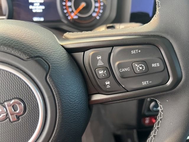 2025 Jeep Wrangler 4-Door Willys - Photo 19