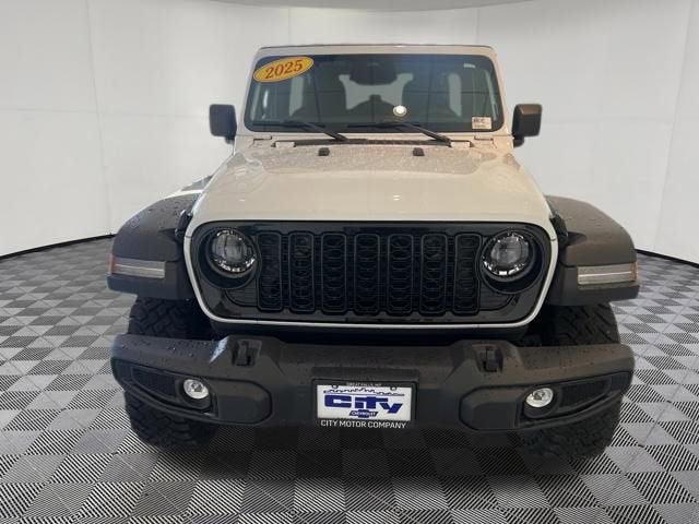 2025 Jeep Wrangler 4-Door Willys - Photo 31