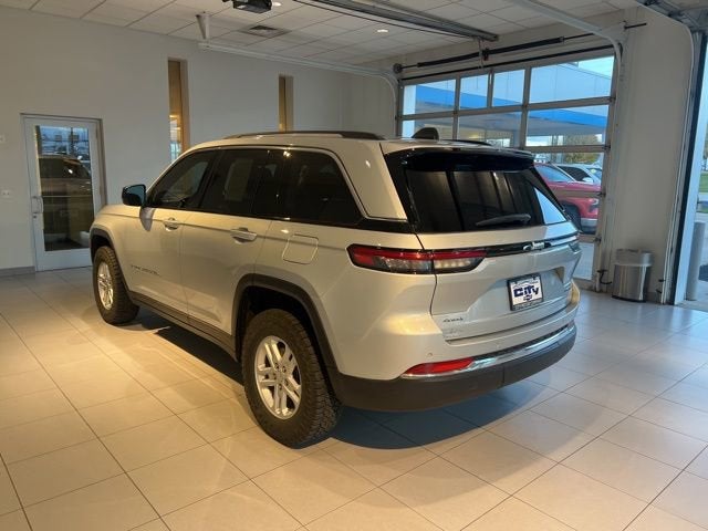 2023 Jeep Grand Cherokee Laredo