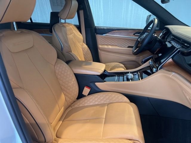 2024 Jeep Grand Cherokee L Summit Reserve