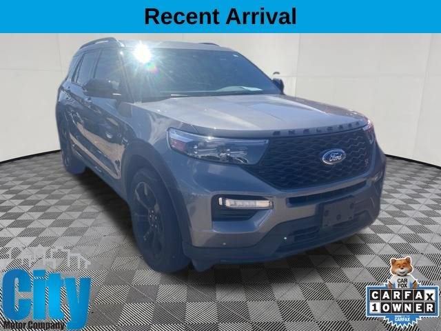 2023 Ford Explorer ST 4WD's photo