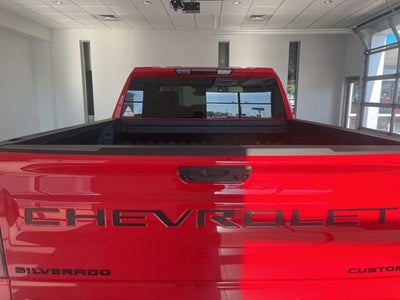 2025 Chevrolet Silverado 1500 Custom
