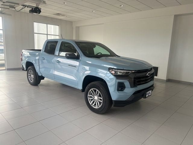 2025 Chevrolet Colorado WT/LT