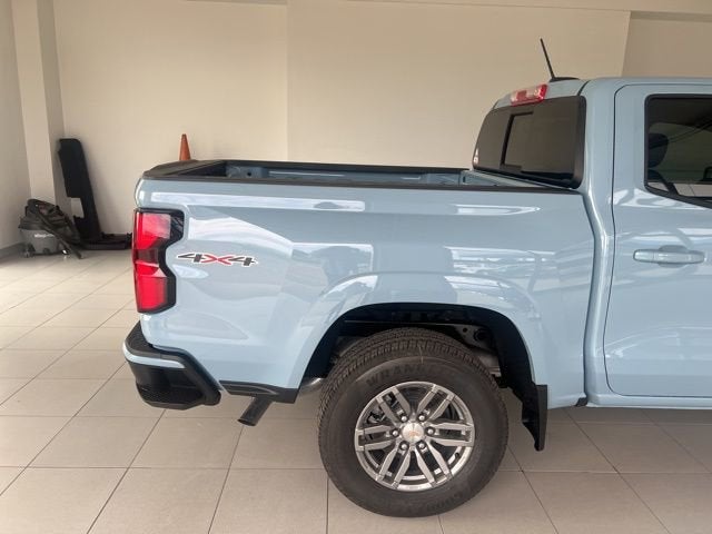 2025 Chevrolet Colorado WT/LT