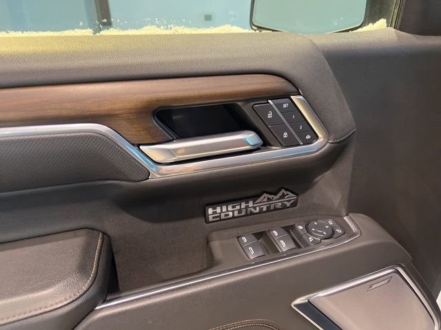 2025 Chevrolet Silverado 1500 High Country