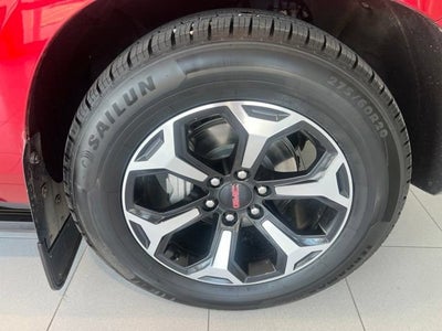 2025 GMC Yukon XL AT4