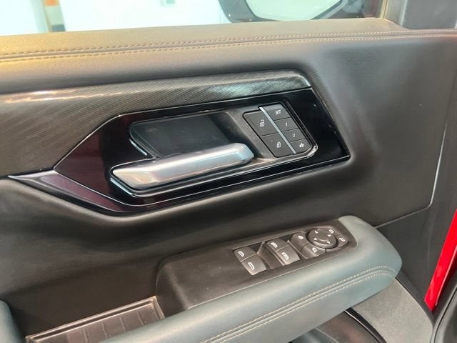 2025 GMC Yukon XL AT4