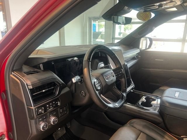 2025 GMC Yukon XL AT4