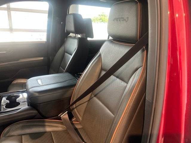 2025 GMC Yukon XL AT4