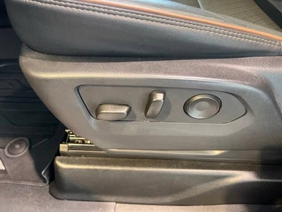 2025 GMC Yukon XL AT4