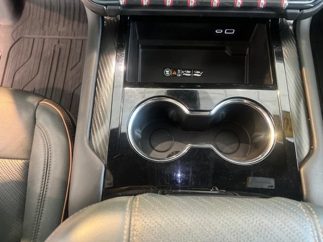 2025 GMC Yukon XL AT4