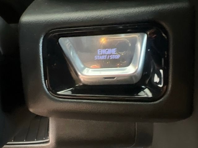 2025 GMC Yukon XL AT4