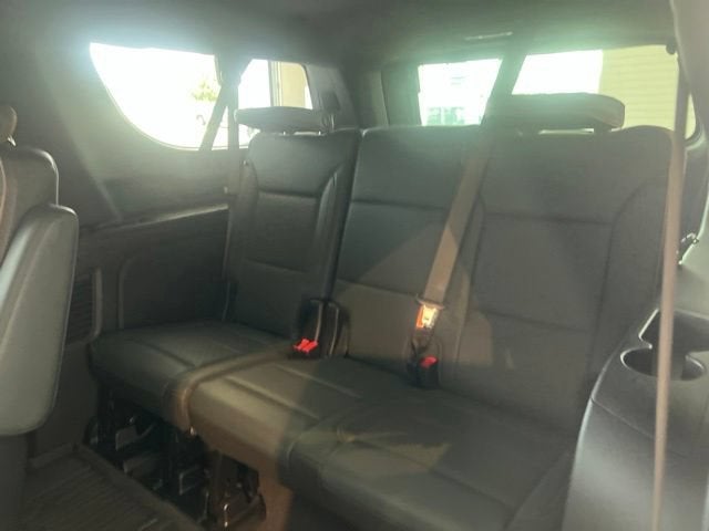2025 GMC Yukon XL AT4
