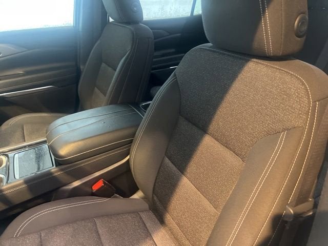 2024 Chevrolet Traverse LS
