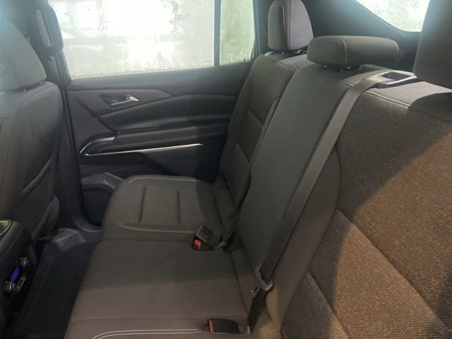 2024 Chevrolet Traverse LS
