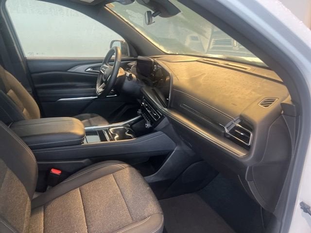 2024 Chevrolet Traverse LS