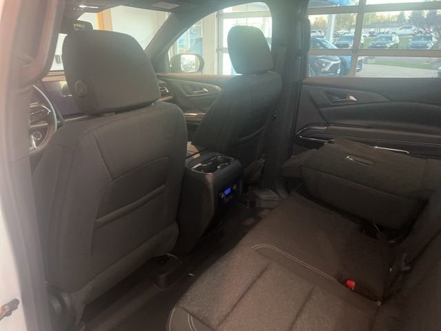 2024 Chevrolet Traverse LS