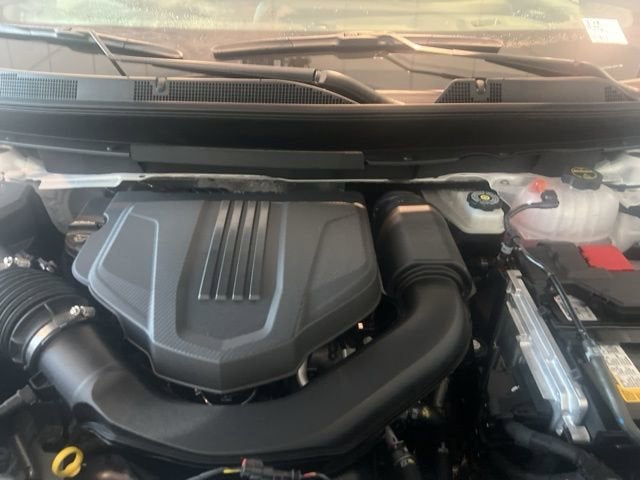 2024 Chevrolet Traverse LS