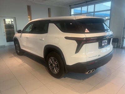 2024 Chevrolet Traverse LS