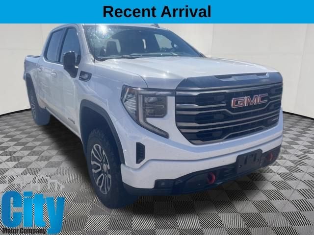 2022 GMC Sierra AT4 4WD Crew Cab Short Box's photo