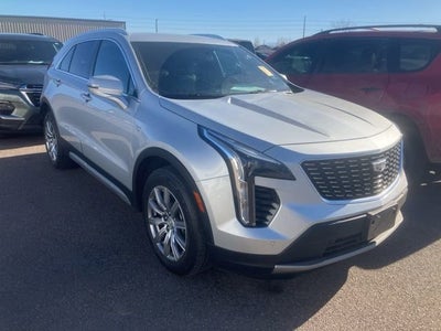 2022 Cadillac XT4 Premium Luxury