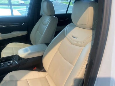 2025 Cadillac XT6 Sport