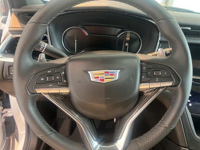 2025 Cadillac XT6 Sport