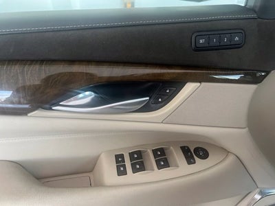 2018 Cadillac Escalade Luxury
