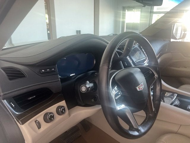 2018 Cadillac Escalade Luxury