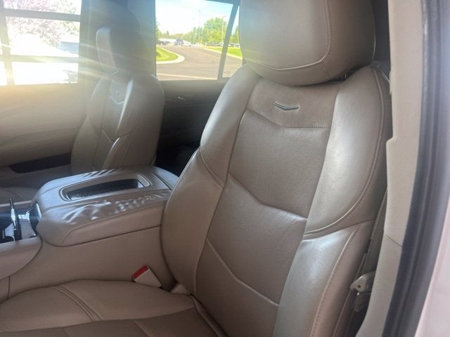 2018 Cadillac Escalade Luxury