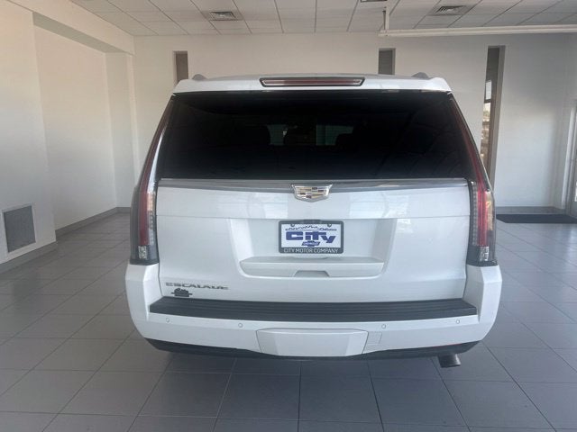 2018 Cadillac Escalade Luxury