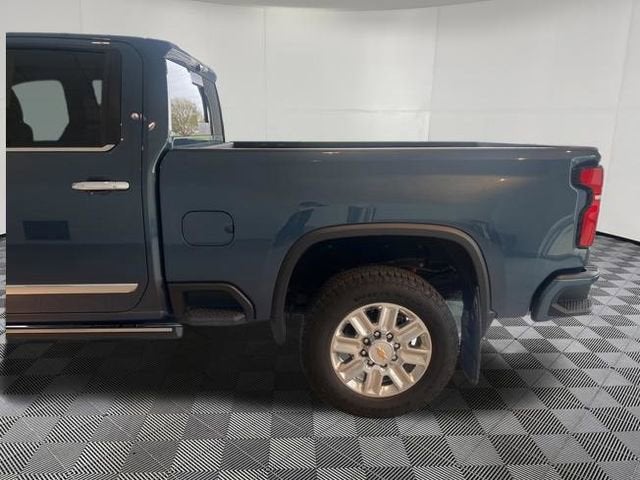 2025 Chevrolet Silverado 3500 HD High Country