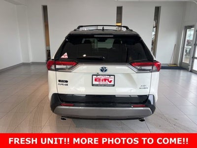 2020 Toyota RAV4 Hybrid XSE