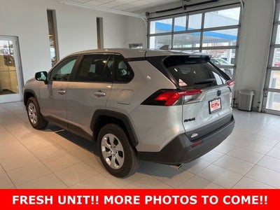 2022 Toyota RAV4 LE