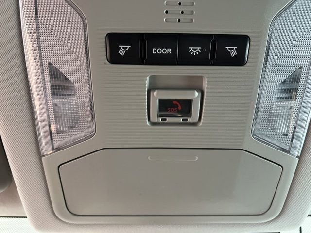 2020 Toyota RAV4 Hybrid LE