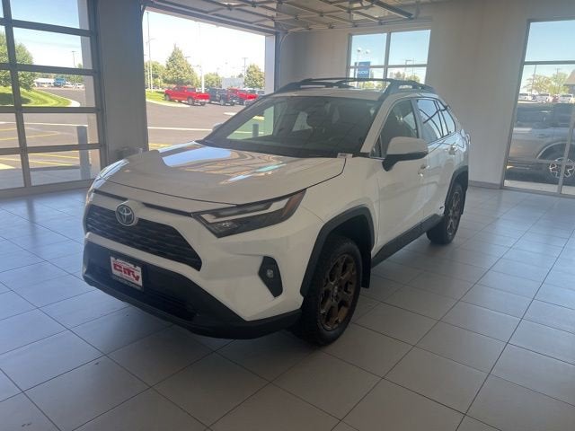 2023 Toyota RAV4 Hybrid XLE