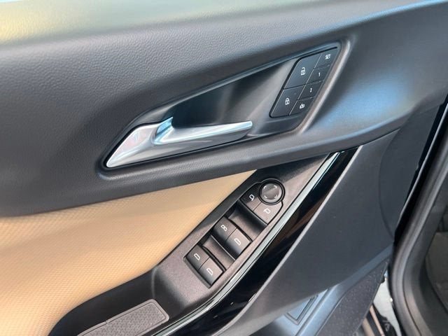 2025 Chevrolet Equinox ACTIV - Photo 13