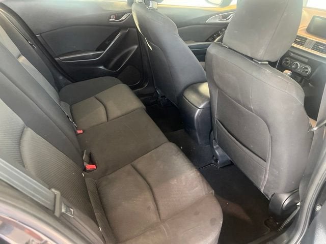 2018 Mazda Mazda3 4-Door Sport
