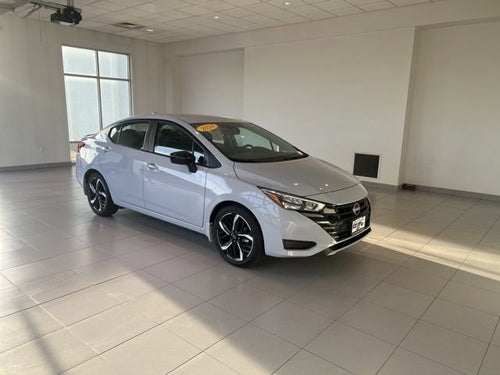 2024 Nissan Versa SR