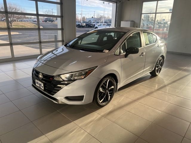 2024 Nissan Versa SR
