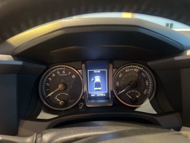 2022 Toyota Tacoma 4WD SR5