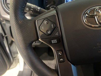 2022 Toyota Tacoma 4WD SR5