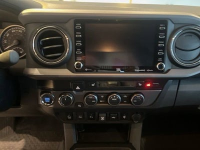 2022 Toyota Tacoma 4WD SR5