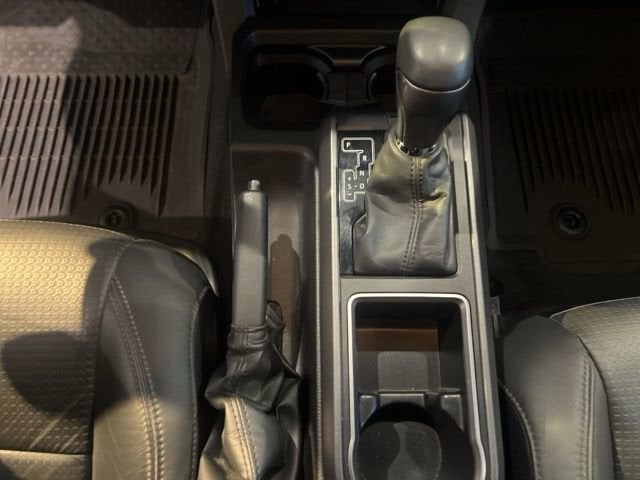 2022 Toyota Tacoma 4WD SR5