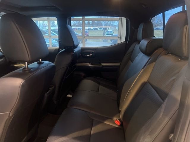 2022 Toyota Tacoma 4WD SR5