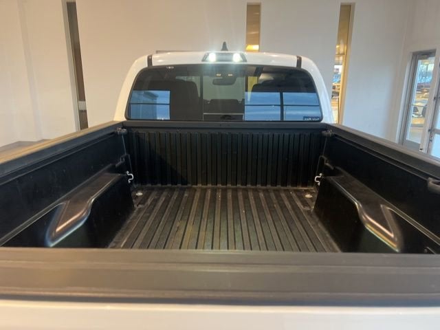 2022 Toyota Tacoma 4WD SR5