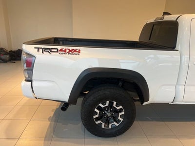 2022 Toyota Tacoma 4WD SR5