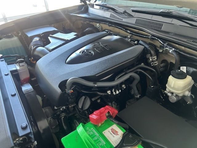 2018 Toyota Tacoma SR