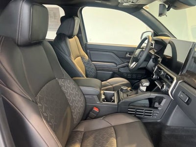 2024 Toyota Tacoma 4WD SR5