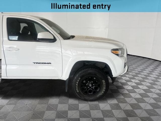 2022 Toyota Tacoma SR5 - Photo 12